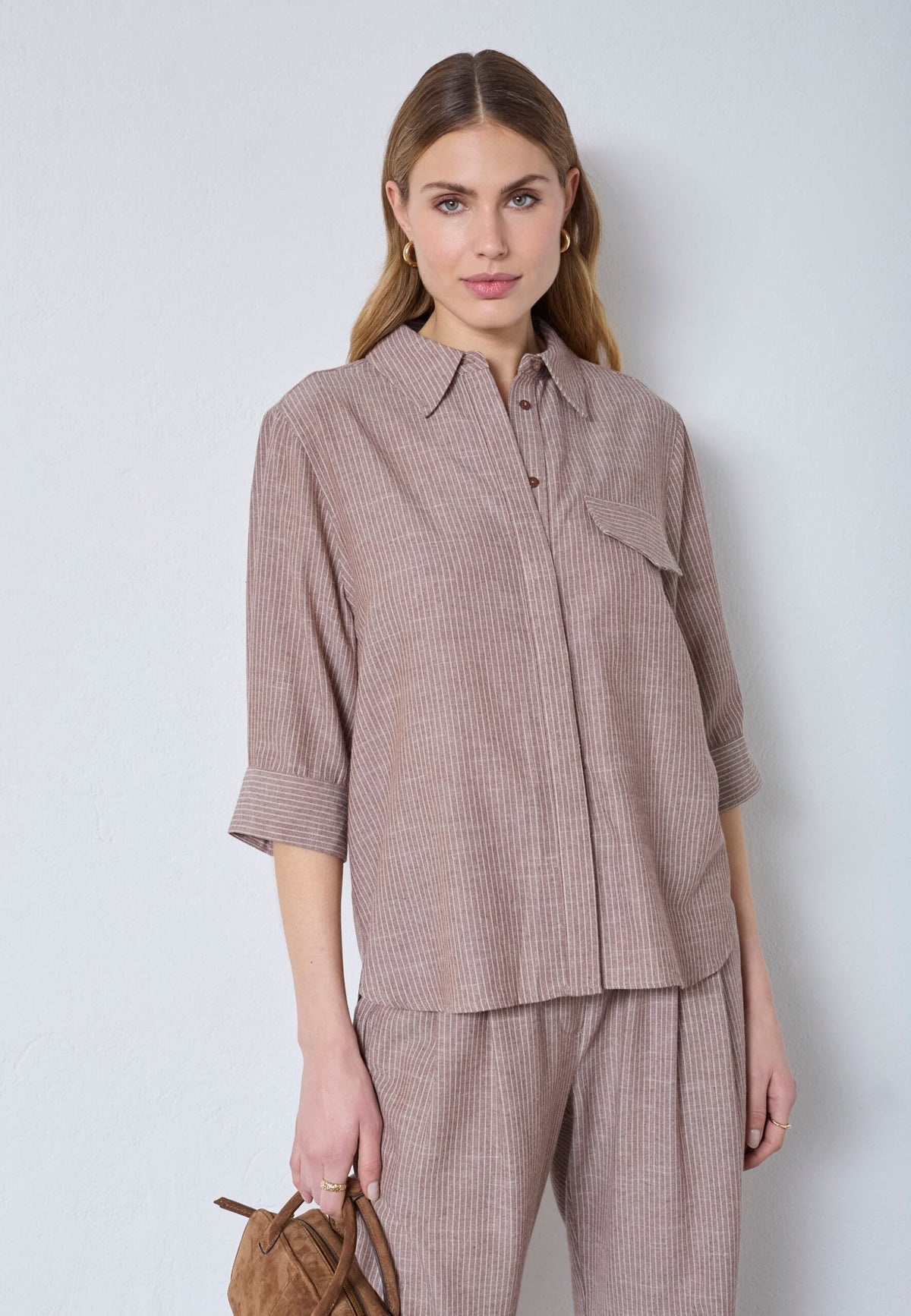 JihoCC Stripe SS Shirt - Bruin