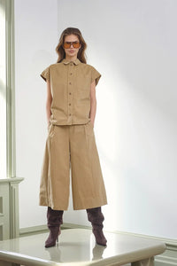 EvelynCC Slit Back SS shirt