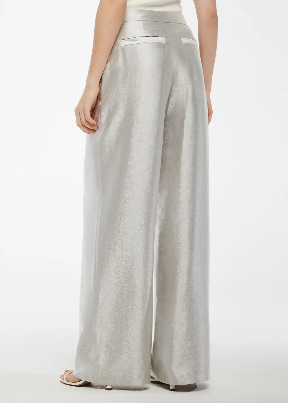 ESMA Shiney - Wit