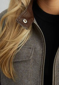 MSLeslie Jacket