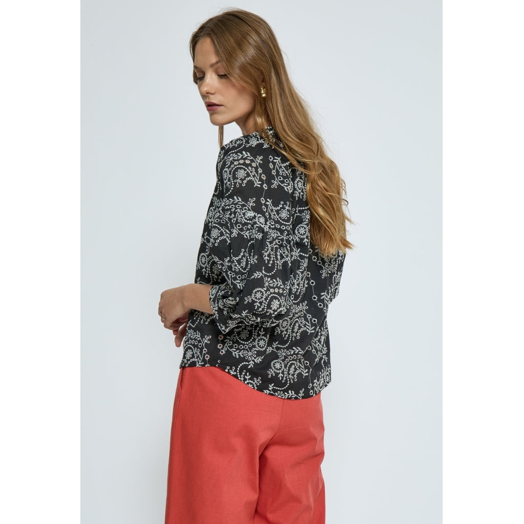 Tiffany 3/4 Sleeve Blouse - Zwart