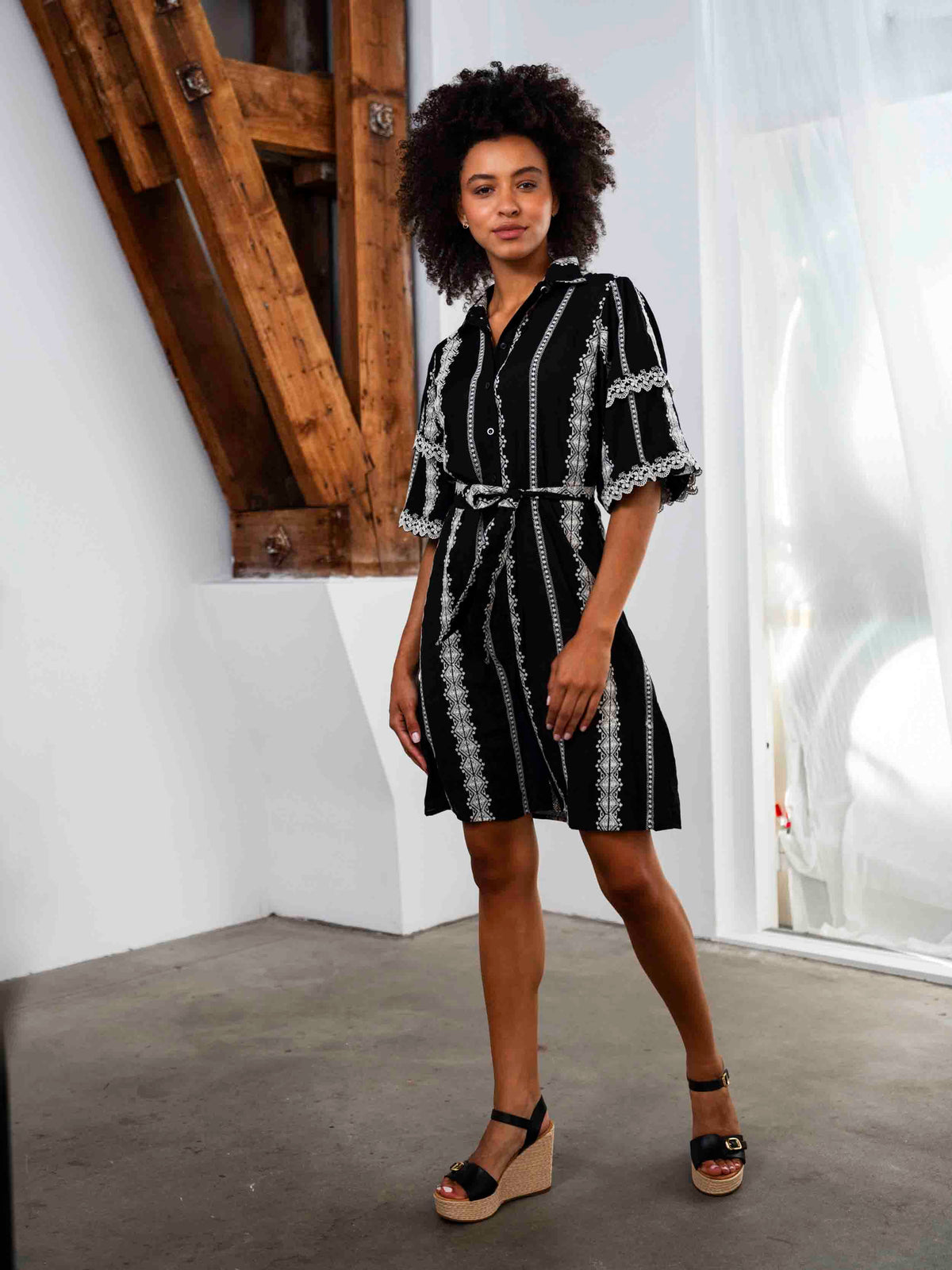 Dress Cotton Embroidery - Zwart