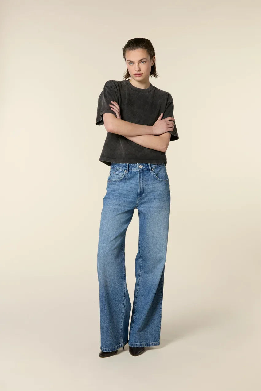 Cooper - Mid Waist Slouchy Wide Leg Jeans