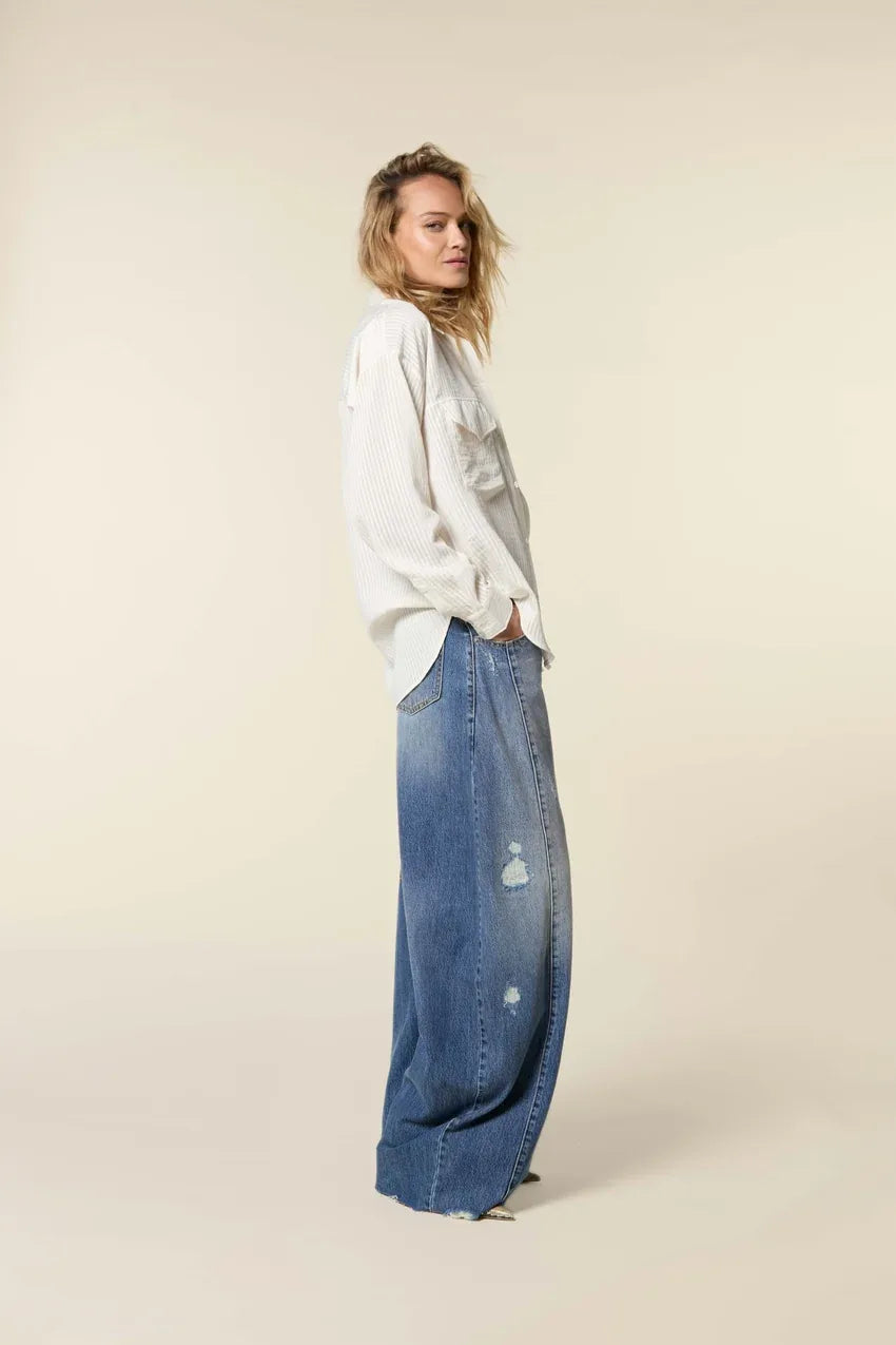 Bowie - Extra Wide Barrel Jeans With Destroys
