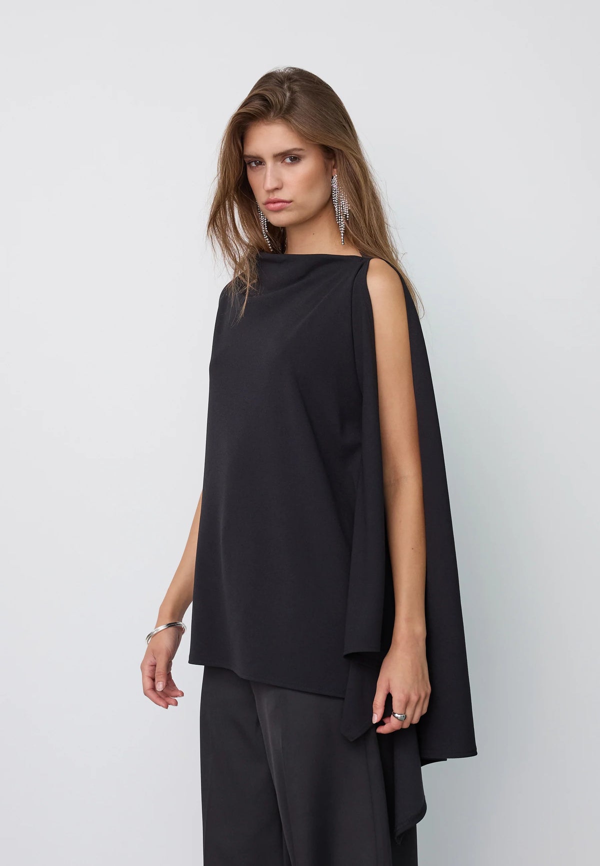 FalconCC Drape Top