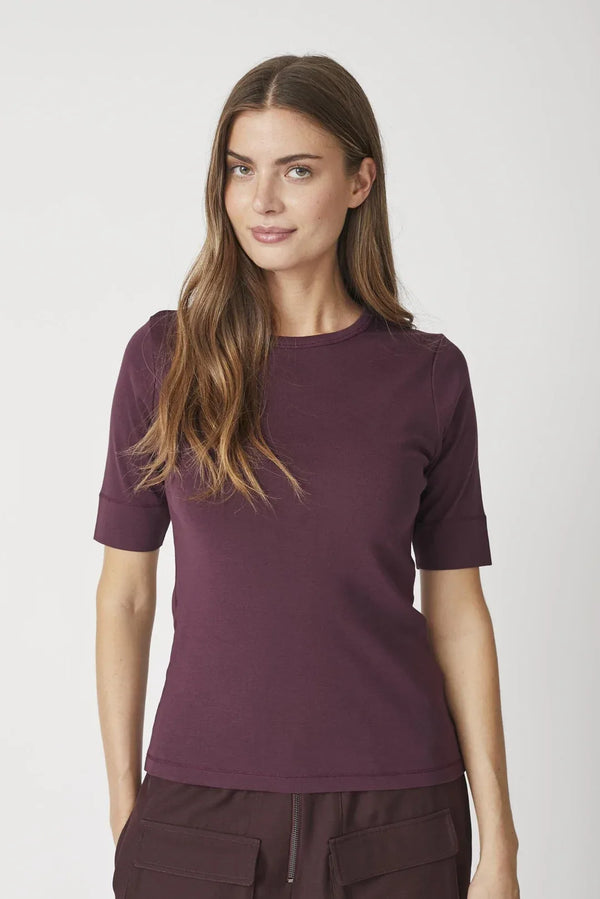 GrannyCC Embroidery SS Tee - Rood