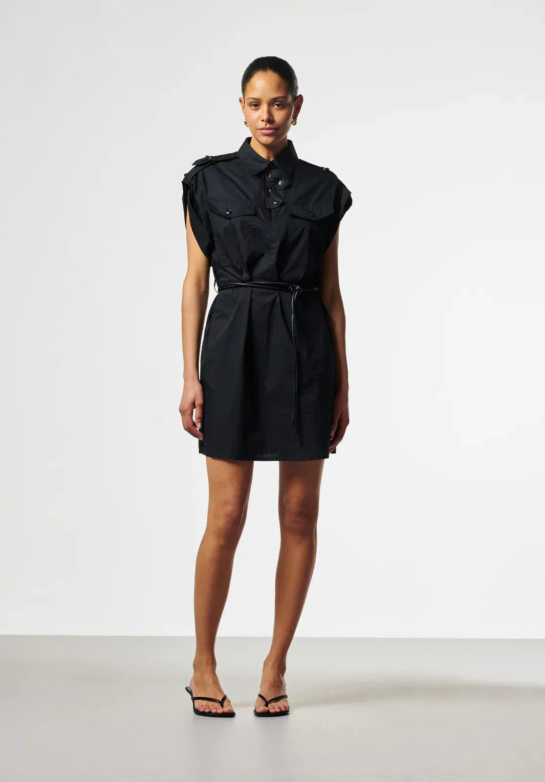DRESS - Zwart