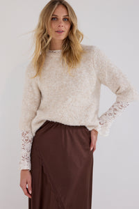 Lace Detailed Skirt
